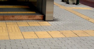 Тактильная плитка ПВХ в Тихвине - купить от 765 руб. в ТротуарнаяПлитка